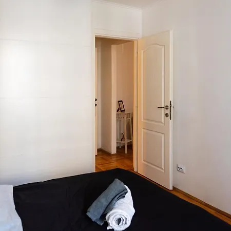 Ultracentral With View - Old Town Апартаменты Бухарест