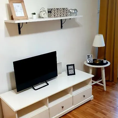 Ultracentral With View - Old Town Apartment *