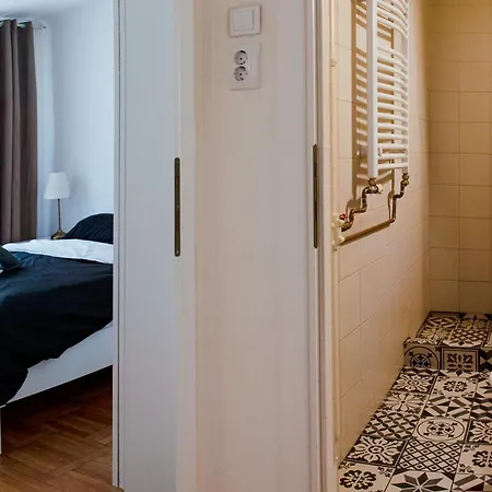 Ultracentral With View - Old Town