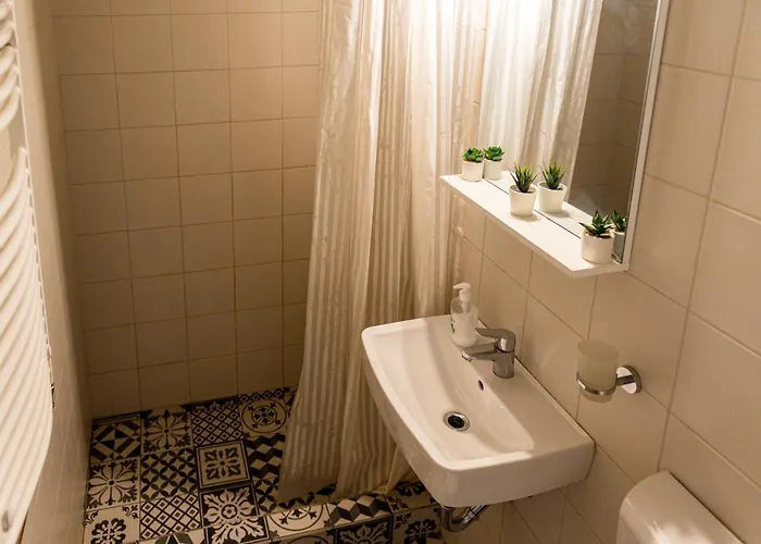 Ultracentral With View - Old Town *